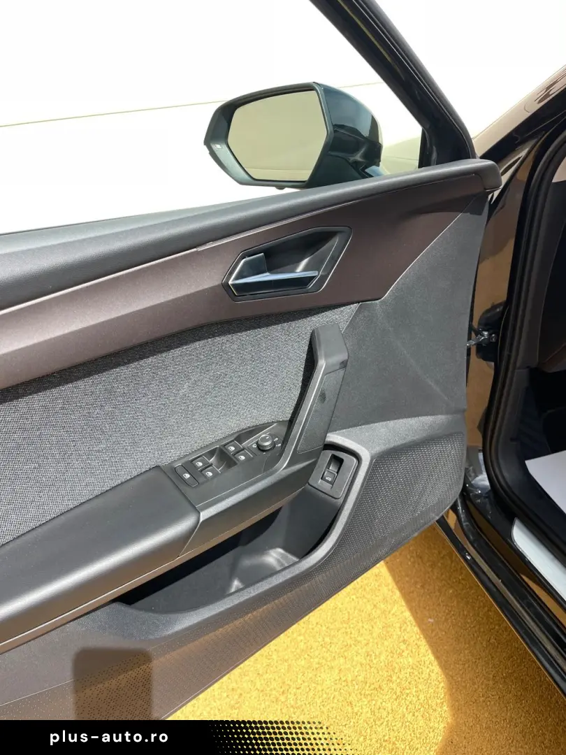 Seat Leon 1.5eTSI  150CP  DSG  LED  Navi  Camera  Cockpit  D