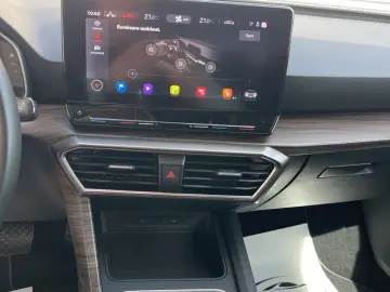 Seat Leon 1.5eTSI  150CP  DSG  LED  Navi  Camera  Cockpit  D