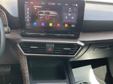 Seat Leon 1.5eTSI  150CP  DSG  LED  Navi  Camera  Cockpit  D