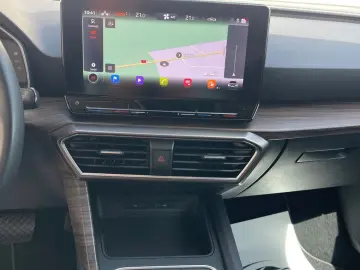 Seat Leon 1.5eTSI  150CP  DSG  LED  Navi  Camera  Cockpit  D