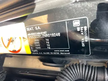 Seat Leon 1.5eTSI  150CP  DSG  LED  Navi  Camera  Cockpit  D