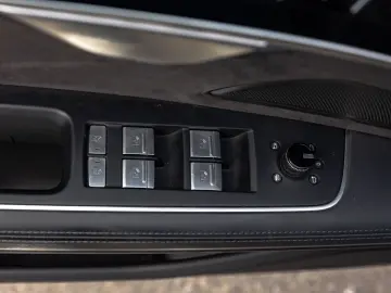 Audi A8 55 TFSI quattro Tiptronic