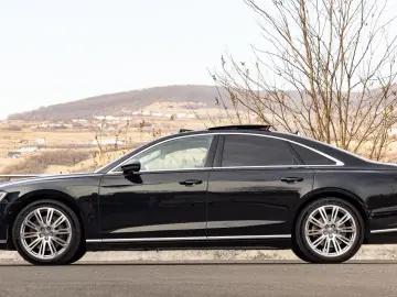 Audi A8 55 TFSI quattro Tiptronic