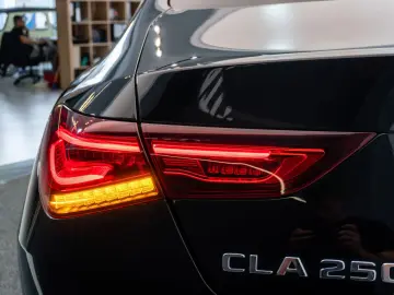 Mercedes-Benz Cla-250