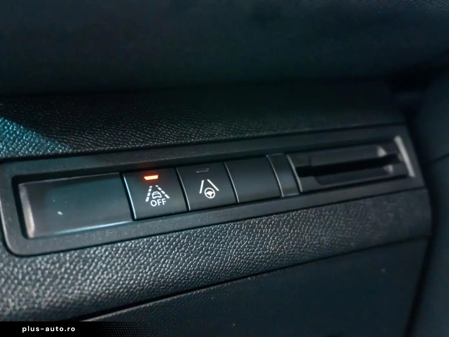 Peugeot 3008 GT • 1.5 BlueHDi • TVA Deductibil • Leasing • R