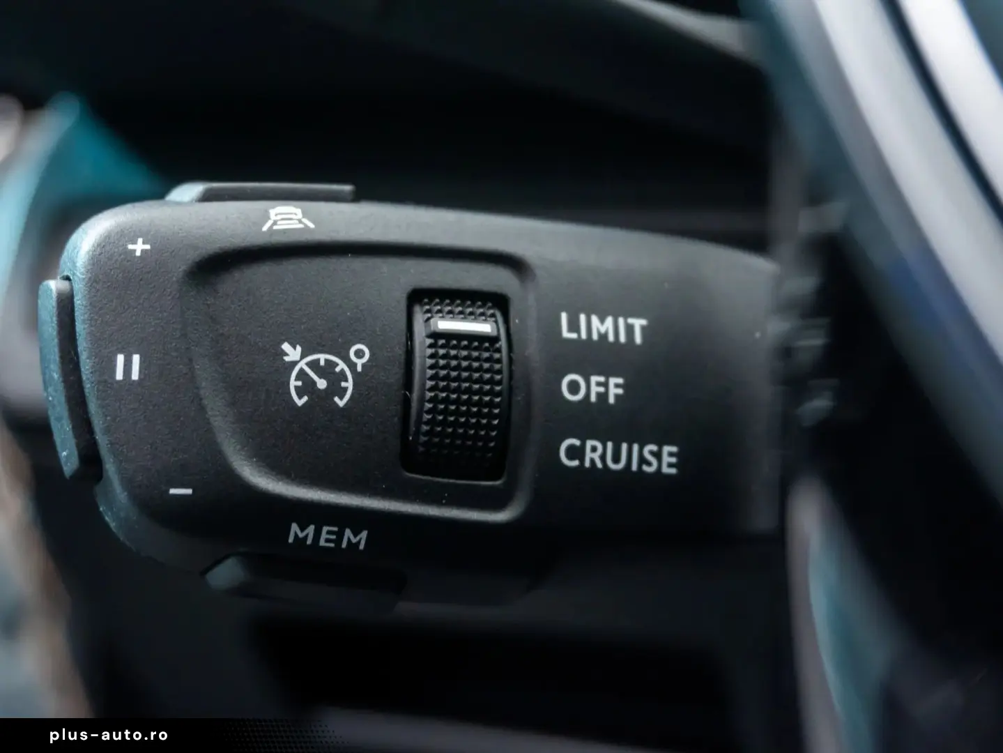 Peugeot 3008 GT • 1.5 BlueHDi • TVA Deductibil • Leasing • R