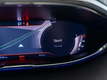 Peugeot 3008 GT • 1.5 BlueHDi • TVA Deductibil • Leasing • R