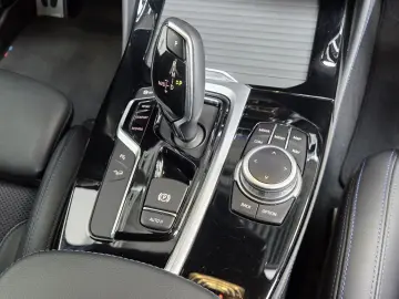 BMW X4 xDrive20d M Sport 20Zoll Kamera Hifi Keyless