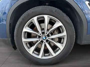 BMW X3 xDrive30d Innovationspaket HiFi Panoramadach