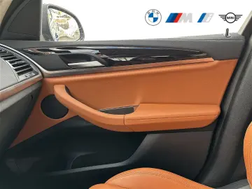 BMW X3 xDrive30d Innovationspaket HiFi Panoramadach