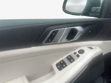 BMW X5 xDrive30d xLine Laserlicht  HiFi  Head-Up