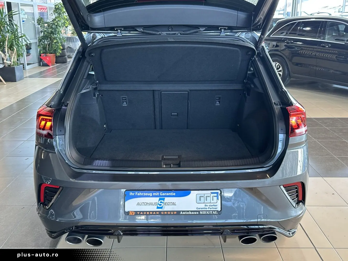 VW T-Roc R  4Motion Leder LED SHZ ACC Beats R.Cam