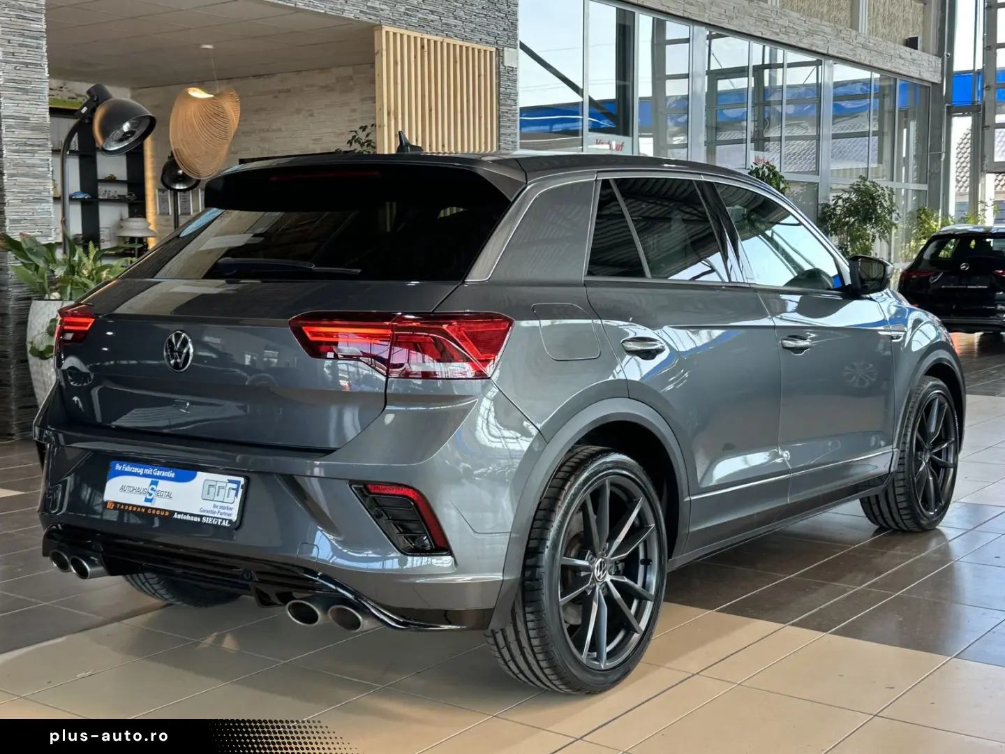 VW T-Roc R  4Motion Leder LED SHZ ACC Beats R.Cam