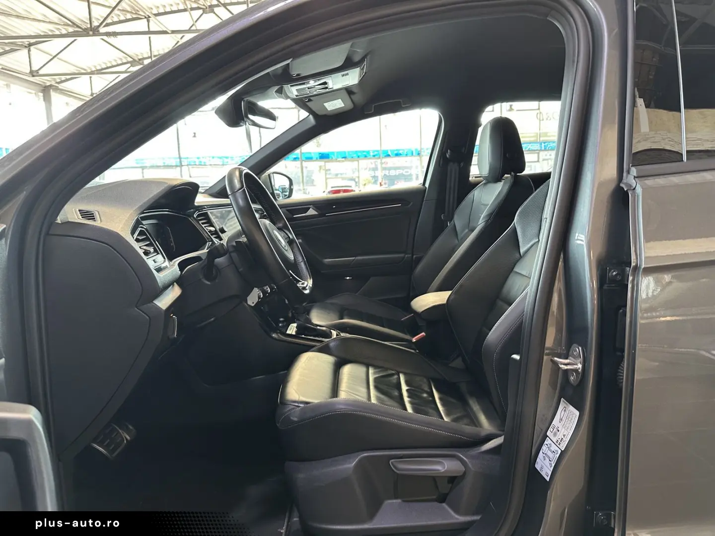 VW T-Roc R  4Motion Leder LED SHZ ACC Beats R.Cam