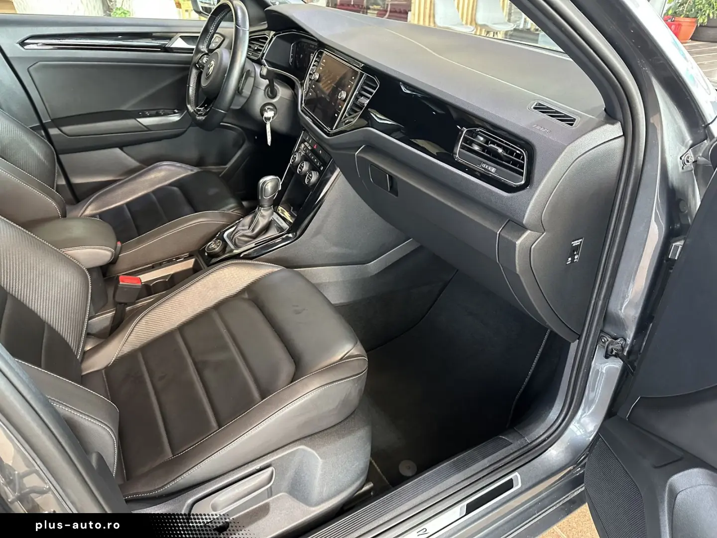 VW T-Roc R  4Motion Leder LED SHZ ACC Beats R.Cam