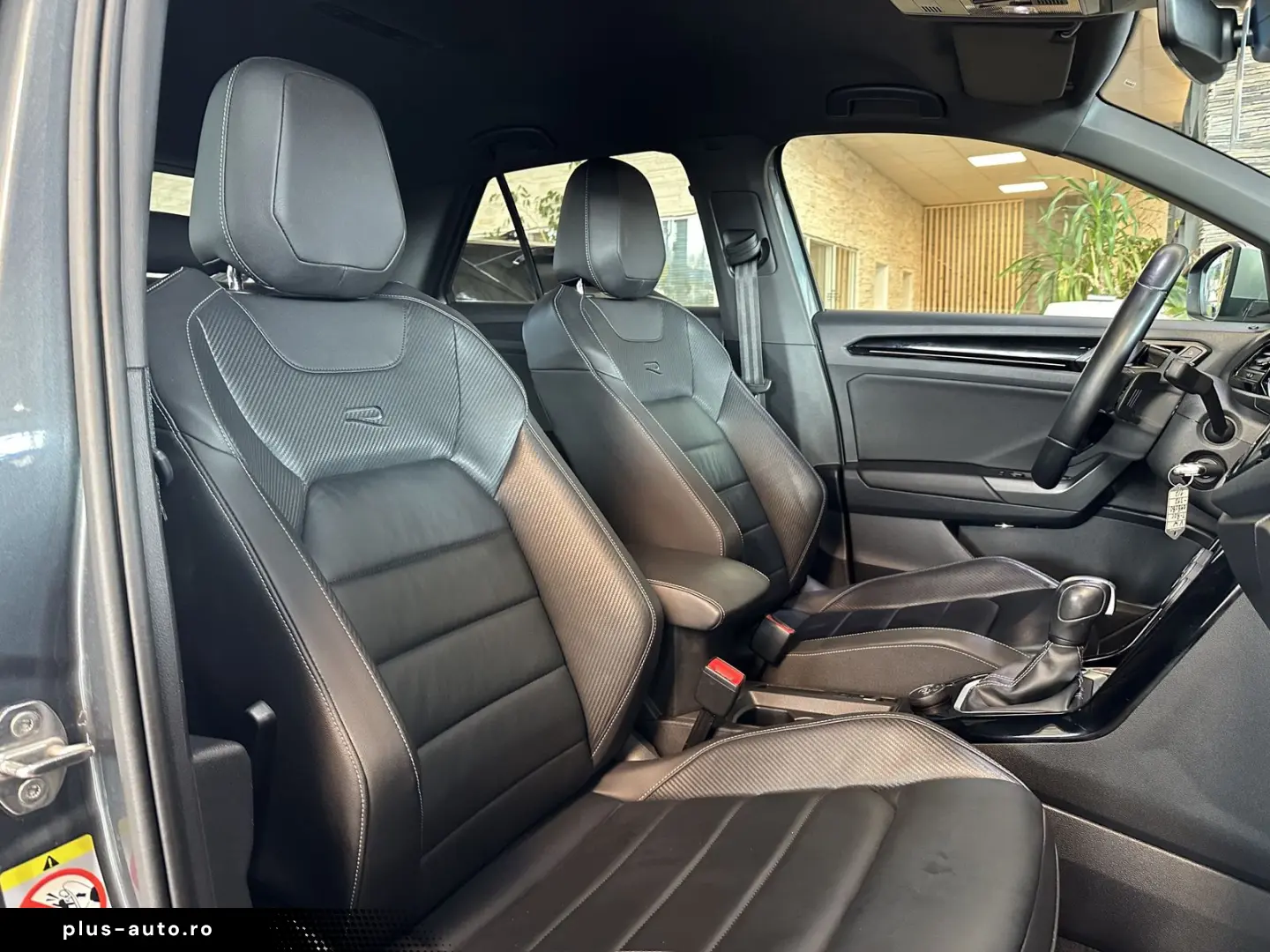 VW T-Roc R  4Motion Leder LED SHZ ACC Beats R.Cam