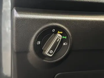 VW T-Roc R  4Motion Leder LED SHZ ACC Beats R.Cam