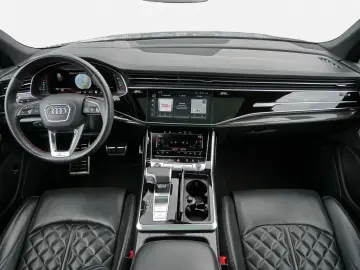 AUDI SQ7 Pano 7Sitze AHK Stand HuD S-Sitze Air 360