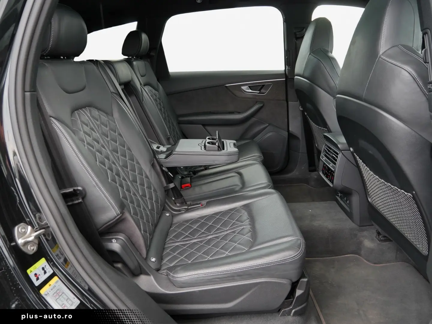 AUDI SQ7 Pano 7Sitze AHK Stand HuD S-Sitze Air 360