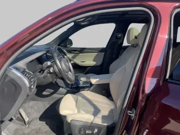 BMW iX3 M SPORT Sportpaket HUD AD AHK-klappbar AHK E