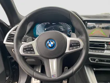 BMW X5 xDrive 45e M-Sport    M-Sport ACC Laser 360