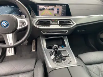 BMW X5 xDrive 45e M-Sport    M-Sport ACC Laser 360