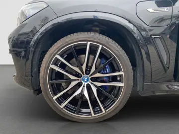 BMW X5 xDrive 45e M-Sport    M-Sport ACC Laser 360