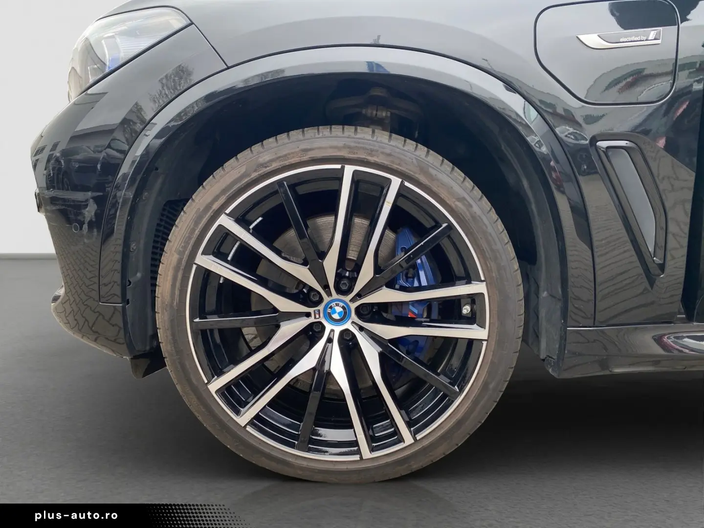 BMW X5 xDrive 45e M-Sport    M-Sport ACC Laser 360