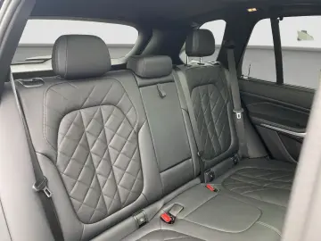 BMW X5 xDrive 45e M-Sport    M-Sport ACC Laser 360