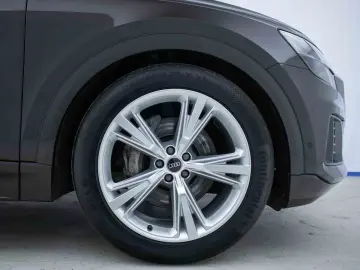 AUDI Q8 55 TFSI TIPT QUA PANO ACC MATRIX HUD B&O 360