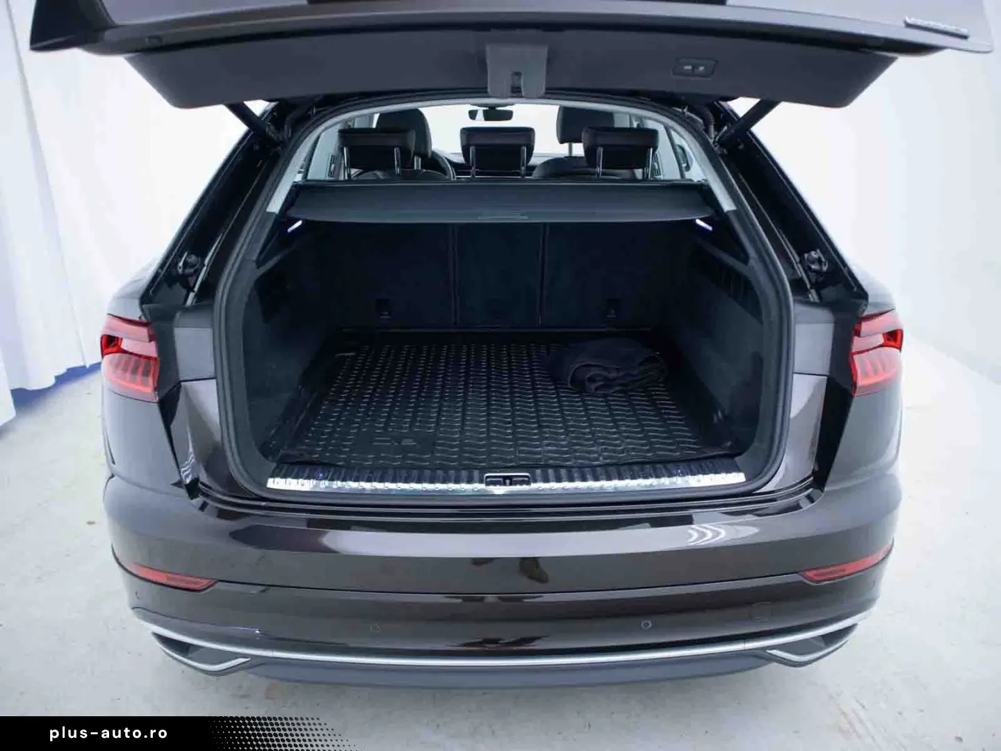 AUDI Q8 55 TFSI TIPT QUA PANO ACC MATRIX HUD B&O 360