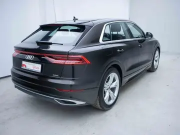 AUDI Q8 55 TFSI TIPT QUA PANO ACC MATRIX HUD B&O 360