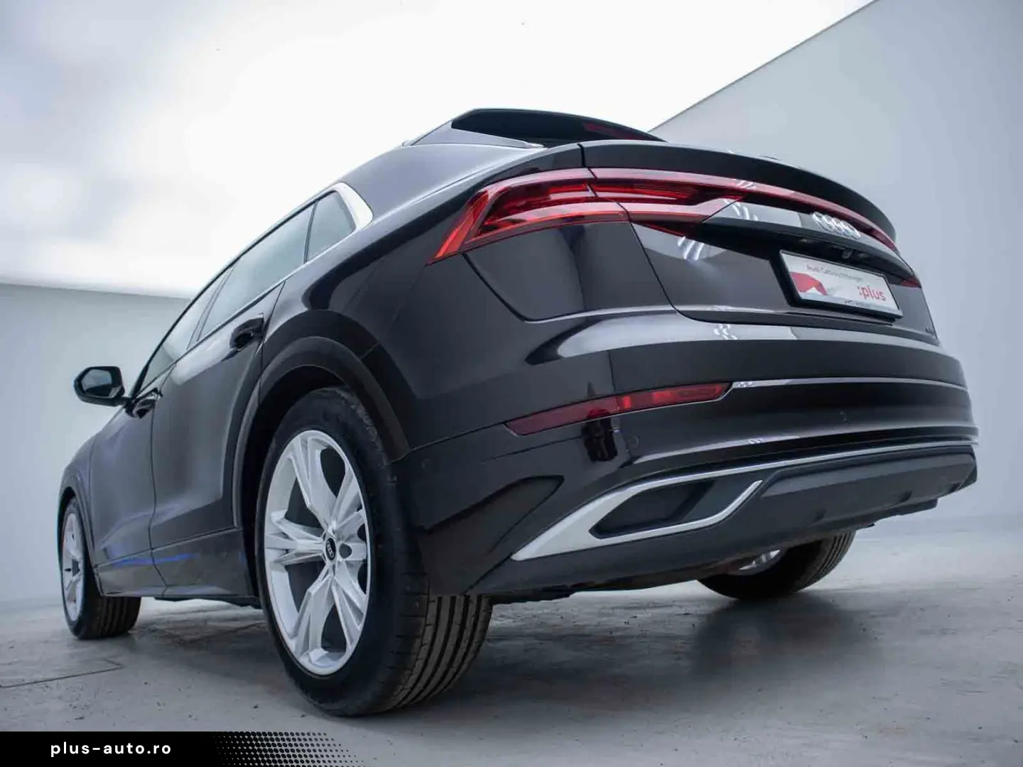 AUDI Q8 55 TFSI TIPT QUA PANO ACC MATRIX HUD B&O 360