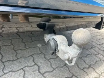 VOLVO XC60 T6 Recharge AWD PLUS DARK-AHK-BLIS-HK-Pilot