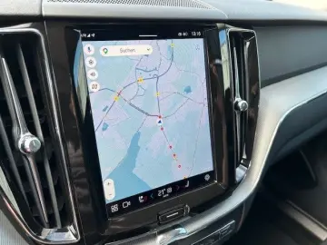 VOLVO XC60 T6 Recharge AWD PLUS DARK-AHK-BLIS-HK-Pilot