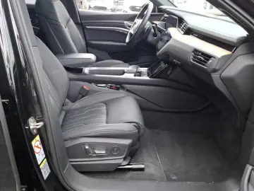 AUDI Q8 Sportback e-tron 55 quattro advancedNP 110T¤