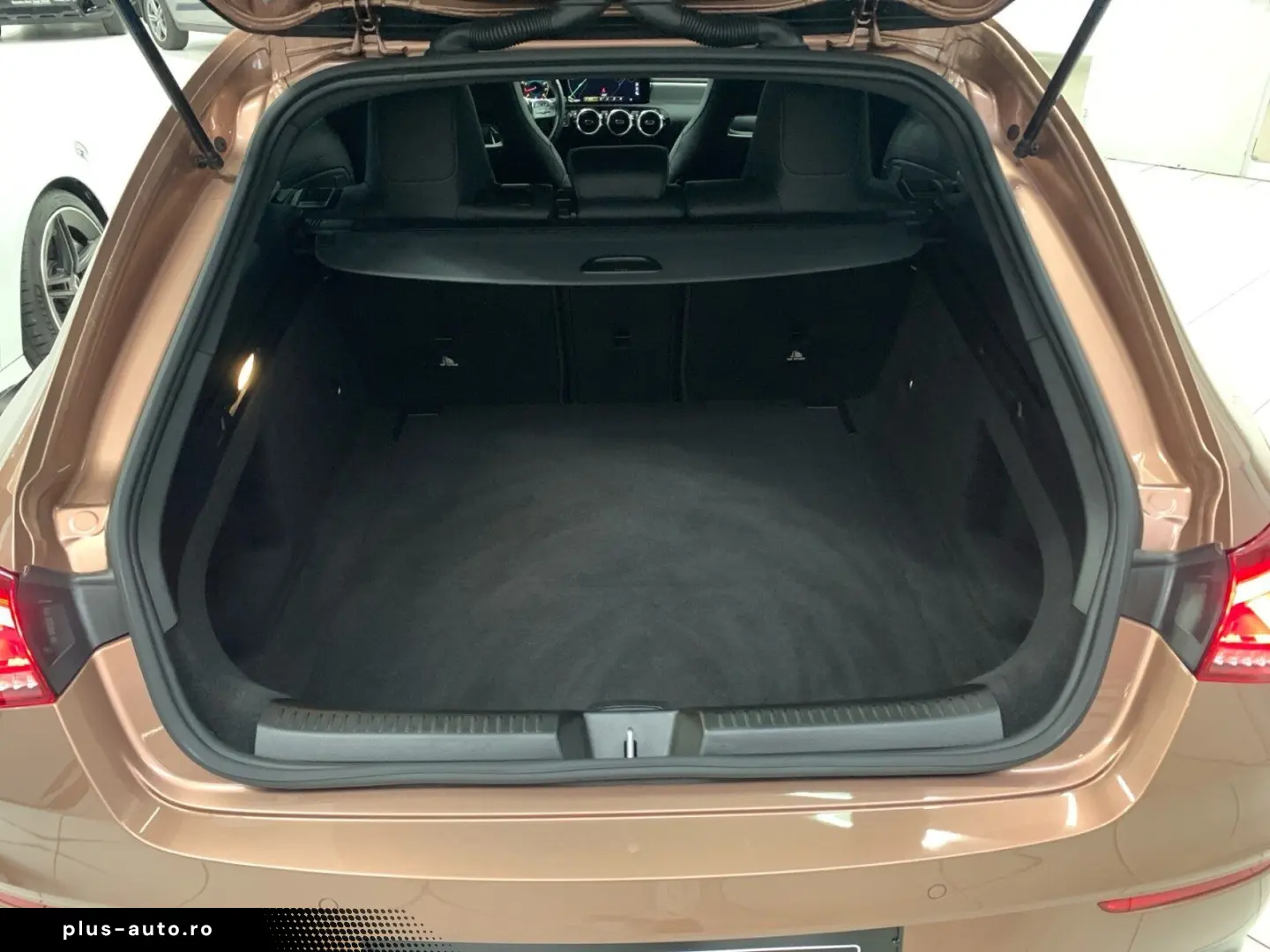 MERCEDES-BENZ AMG CLA 35 4M SB  NIGHT RFK CARPLAY SHZ LED