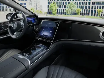 MERCEDES-BENZ EQE 350 Distr Memo Ambiente AHK Cam LE&hellip;