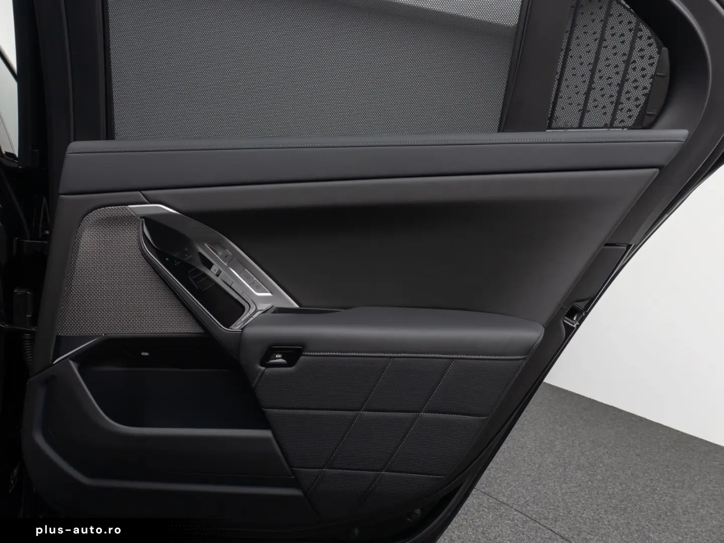 BMW i7 xD60 M-Sport HUD Pano 360 Massage ACC Soft 21