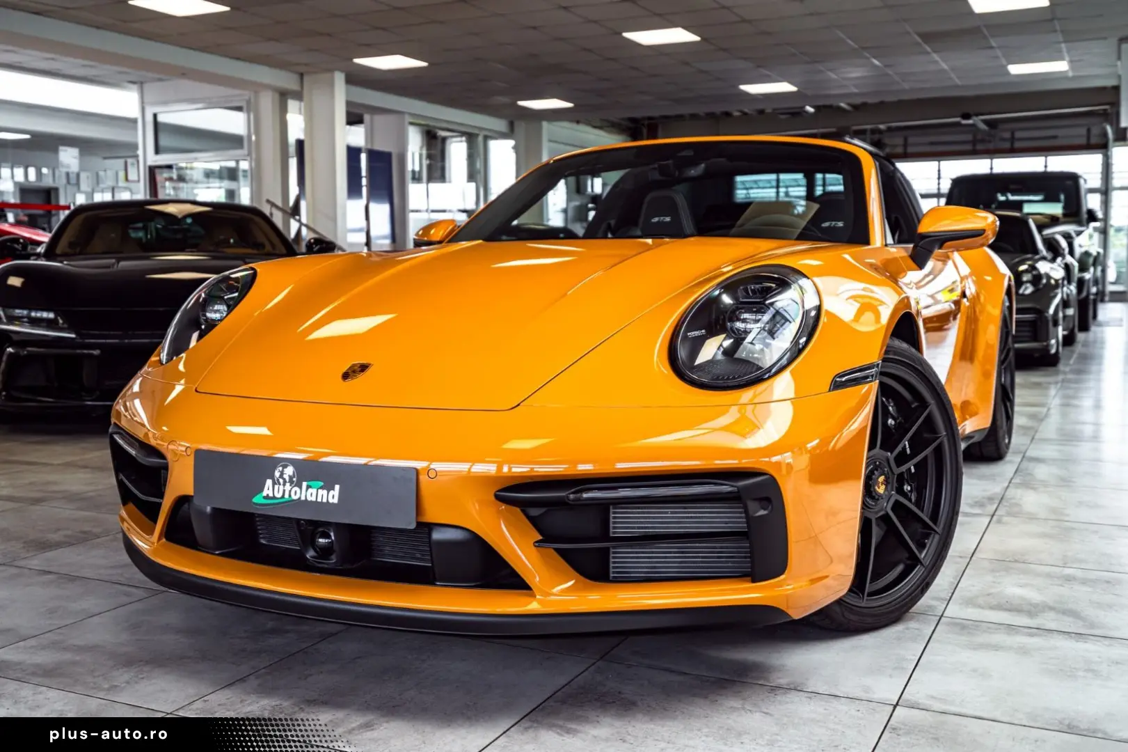 PORSCHE 911 Targa 4 GTS PTS Bahamagelb Full Opt MwSt 1Hd