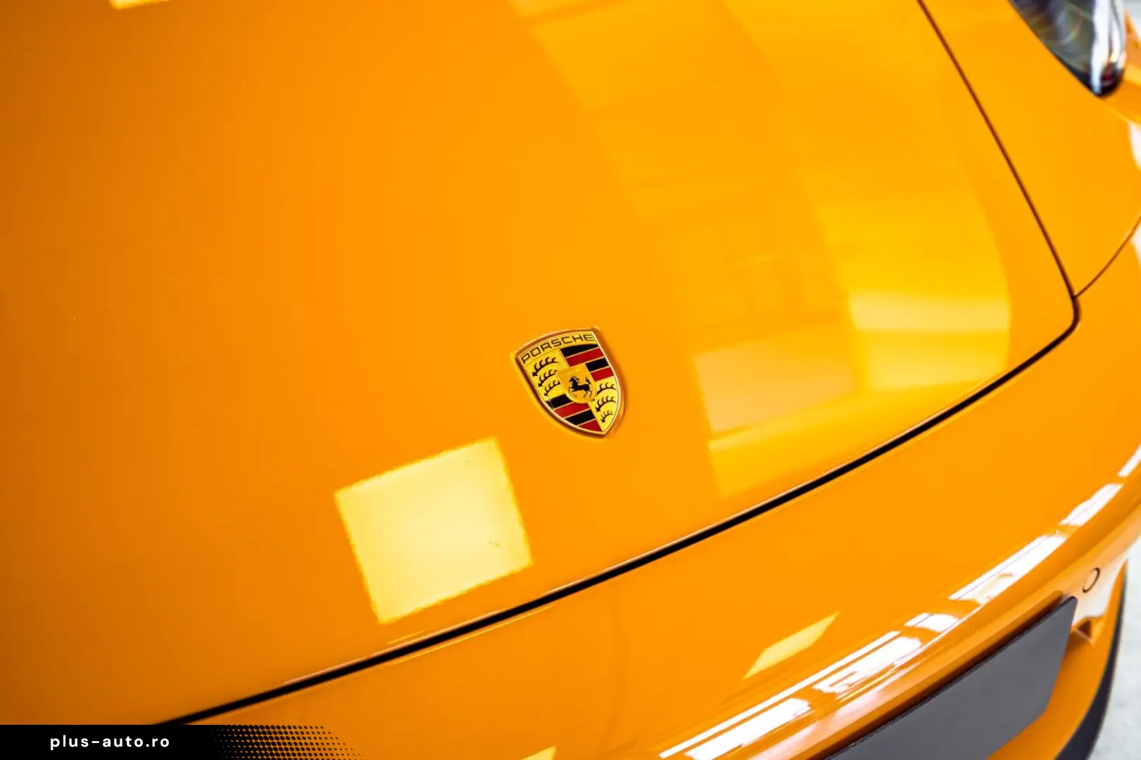 PORSCHE 911 Targa 4 GTS PTS Bahamagelb Full Opt MwSt 1Hd