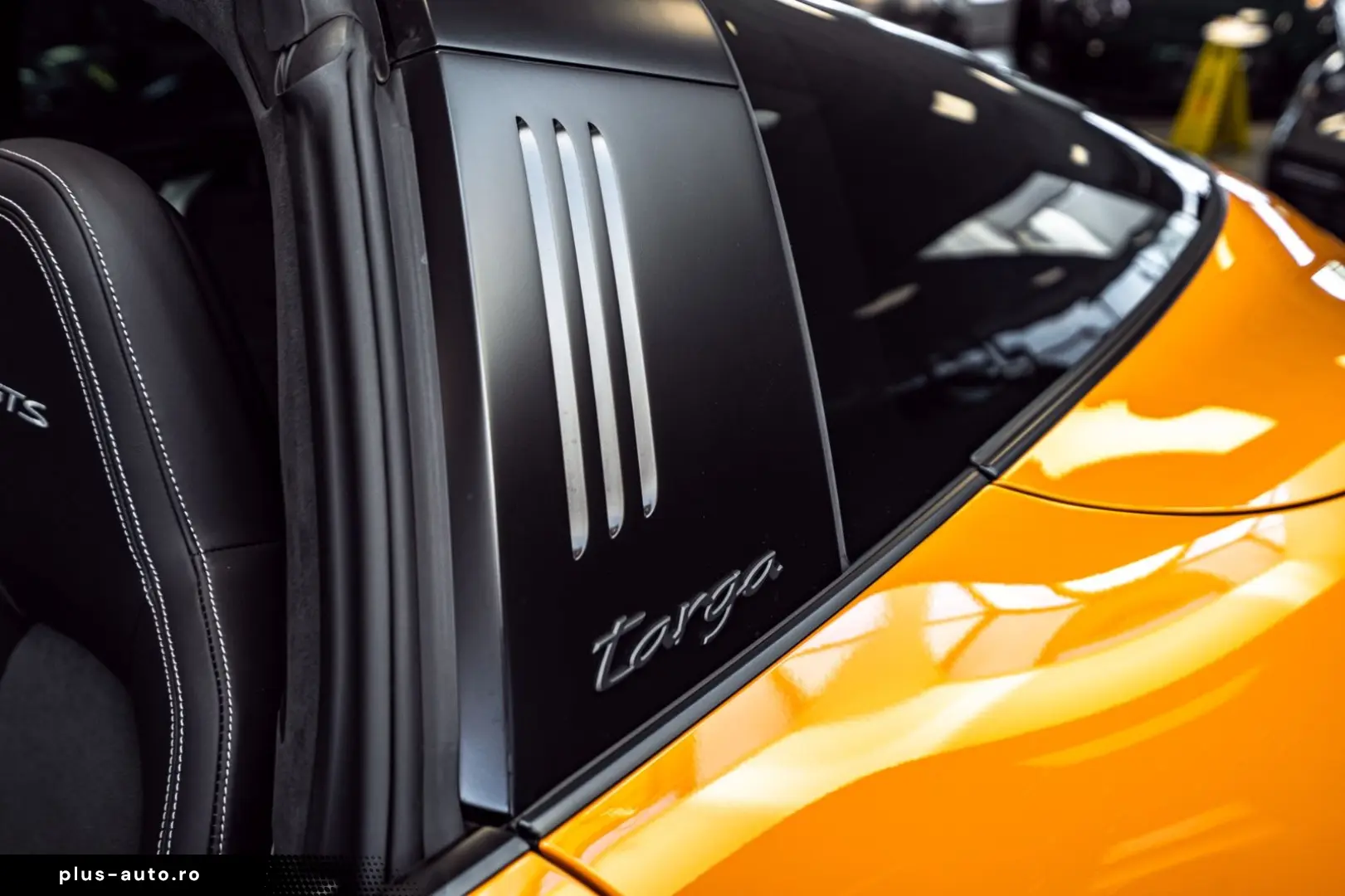 PORSCHE 911 Targa 4 GTS PTS Bahamagelb Full Opt MwSt 1Hd