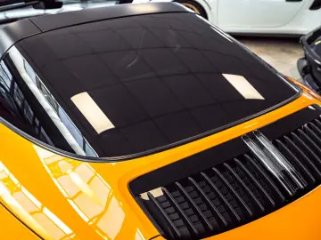 PORSCHE 911 Targa 4 GTS PTS Bahamagelb Full Opt MwSt 1Hd