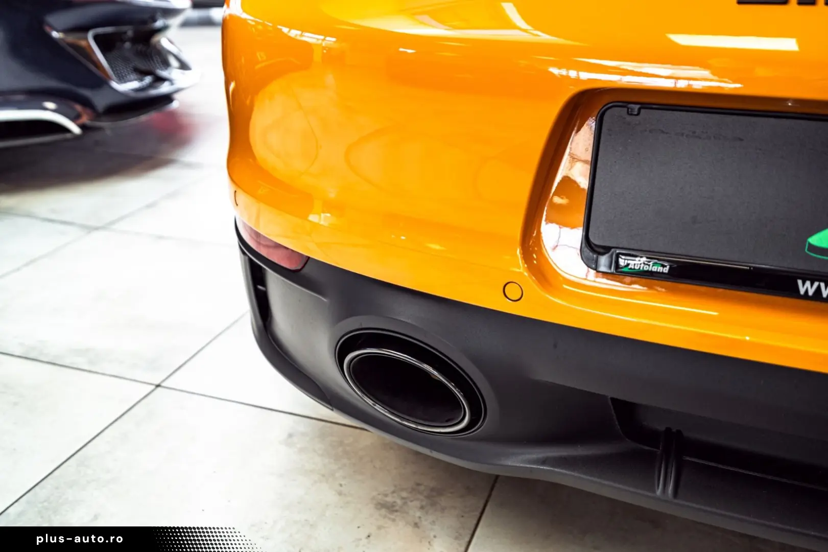 PORSCHE 911 Targa 4 GTS PTS Bahamagelb Full Opt MwSt 1Hd