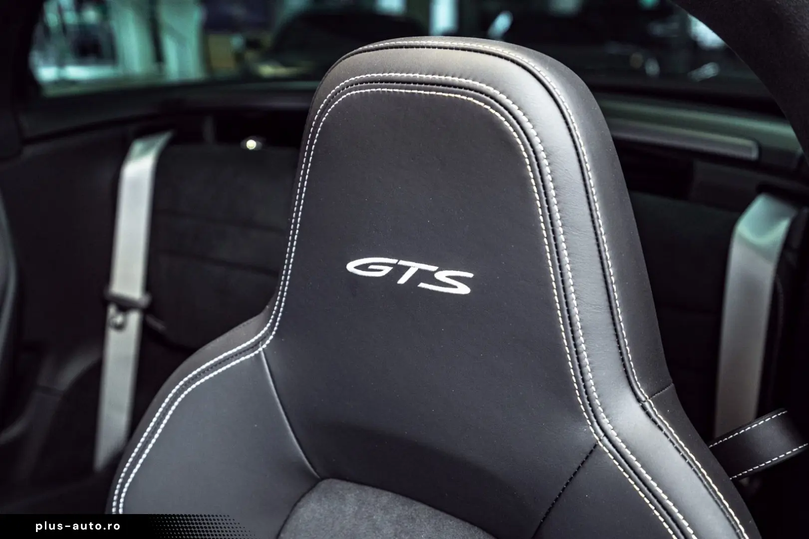 PORSCHE 911 Targa 4 GTS PTS Bahamagelb Full Opt MwSt 1Hd