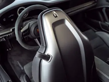 PORSCHE 911 Targa 4 GTS PTS Bahamagelb Full Opt MwSt 1Hd