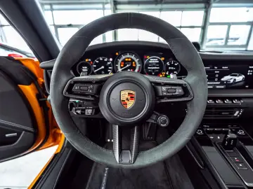 PORSCHE 911 Targa 4 GTS PTS Bahamagelb Full Opt MwSt 1Hd