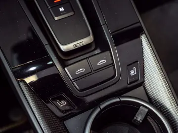 PORSCHE 911 Targa 4 GTS PTS Bahamagelb Full Opt MwSt 1Hd