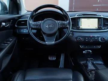 Kia Sorento 2.2 CRDi AWD Aut. Platinum Edition