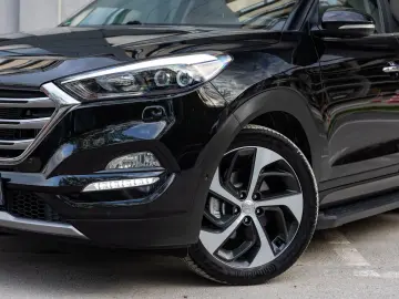 Hyundai Tucson 2.0 CRDI 4WD Automatik Premium